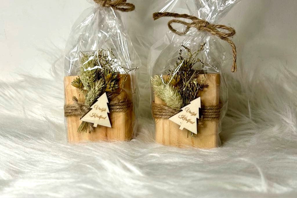 Houten theelichtje met bloemetjes - Kerst
